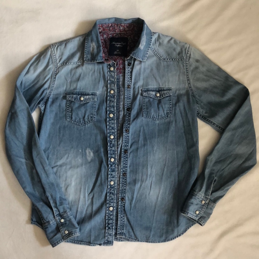 American Eagle denim button up